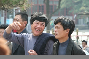 Chinese People talking Chinese People Talking